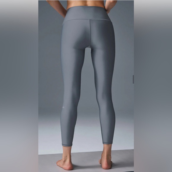 alo 7/8 High-Waist Airlift Legging. - Picture 4 of 8